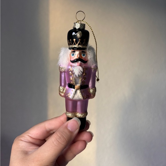 Nutcracker Ornament 💖 - Picture 4 of 6